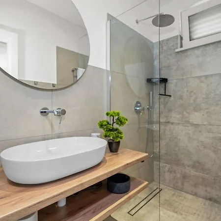 Holiday home Lejla By Interhome *